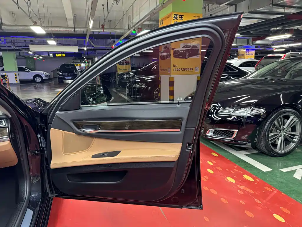 BMW 7 Series 2013 730Li Leading Edition
