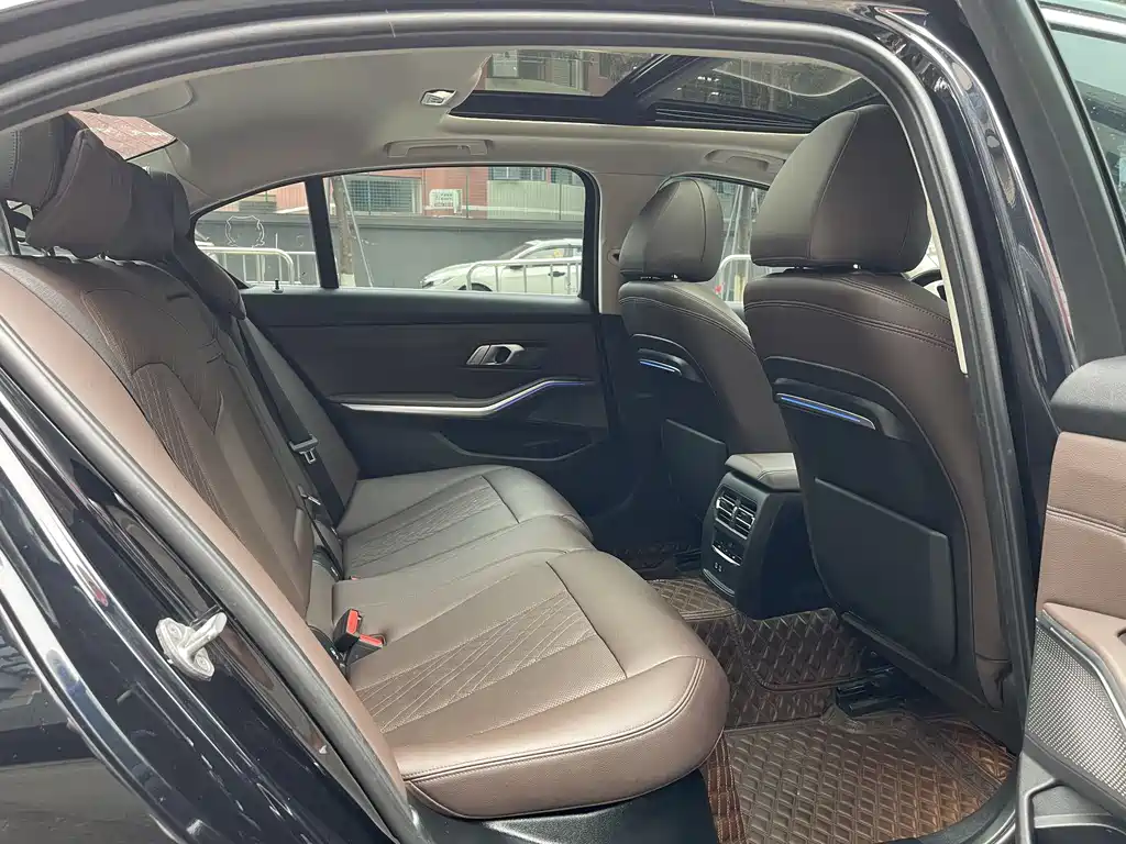 BMW 3 Series 2022 325Li M Sport Package