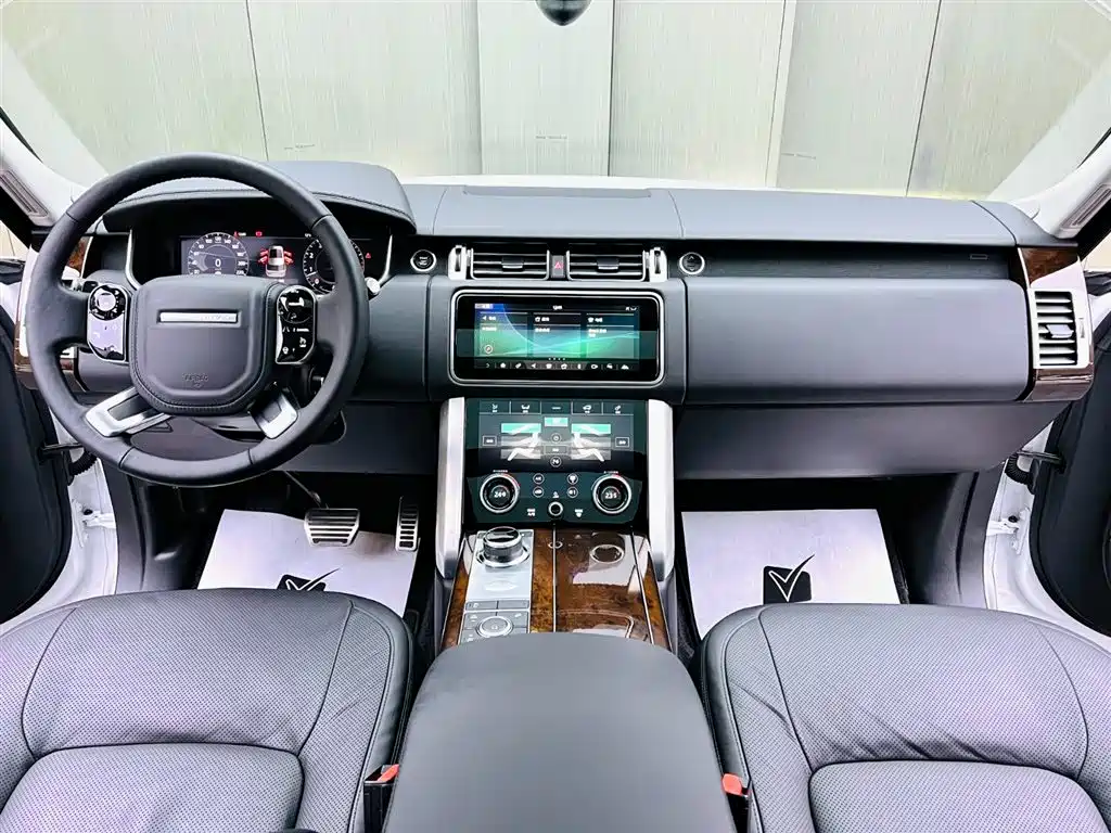 Range Rover 2020 3.0 L6 Classic Edition