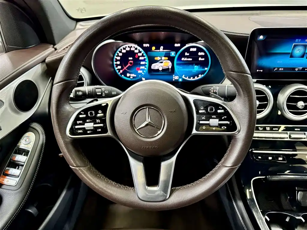 Mercedes-Benz GLC 2021 GLC 260 L 4MATIC Dynamic Edition