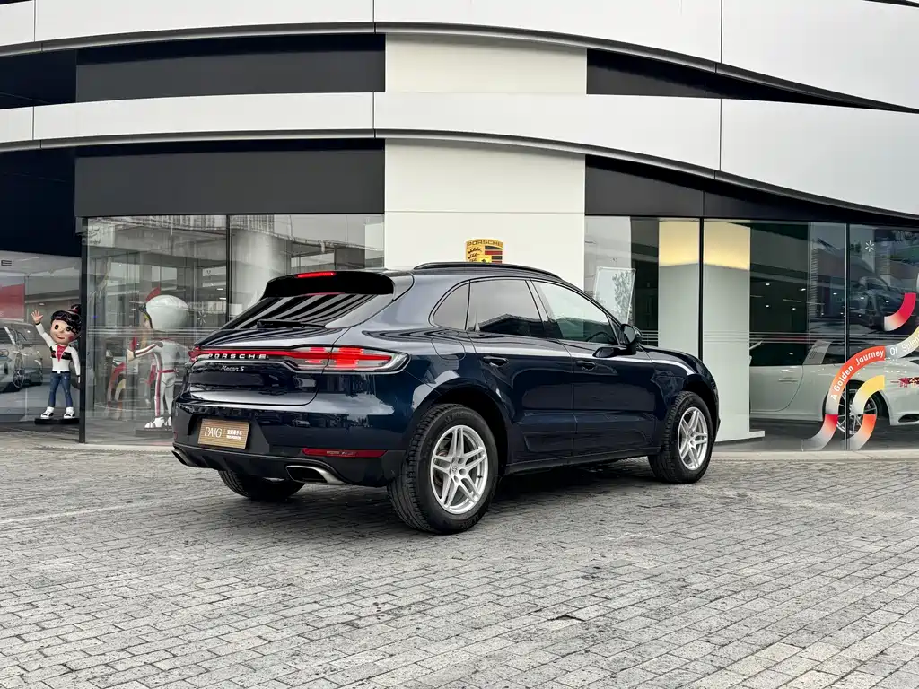 Macan 2021 2.0T