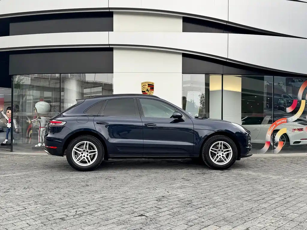Macan 2021 2.0T