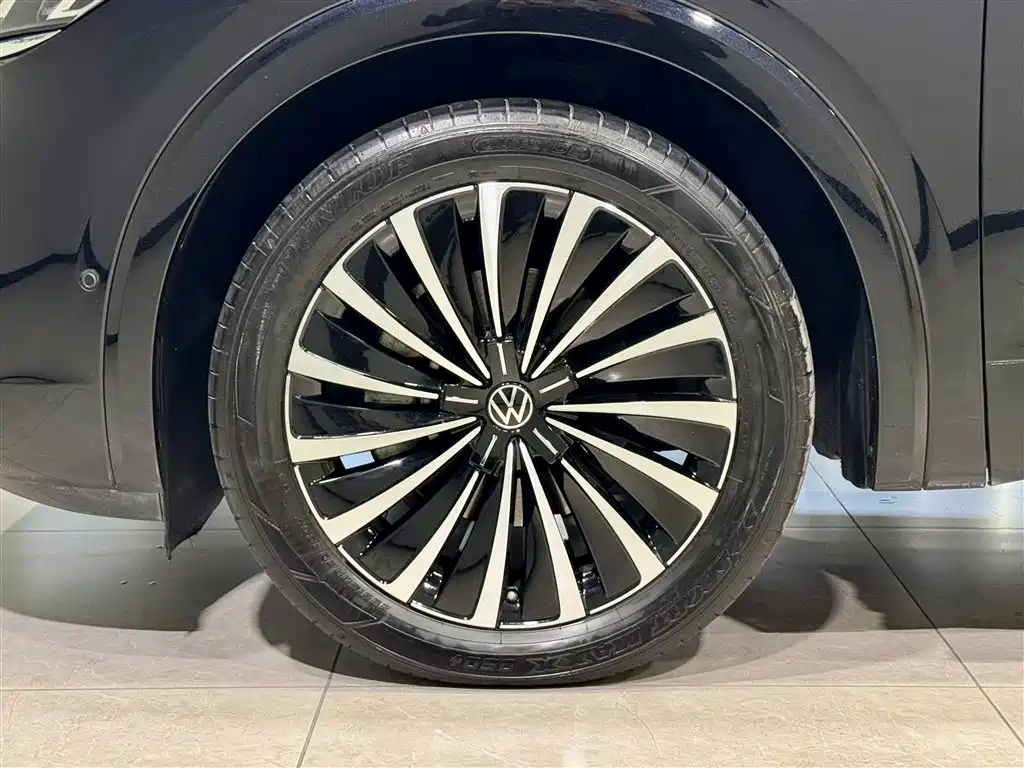 Viloran 2024 380TSI Prestige Edition