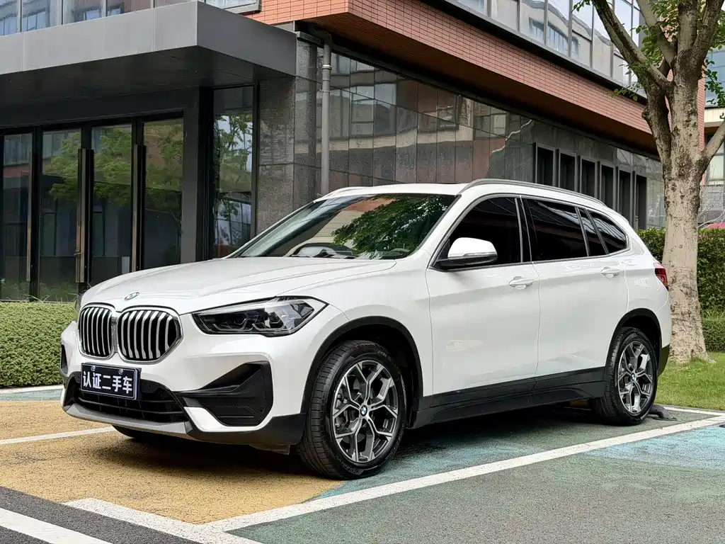 BMW X1 2021 sDrive25Li Leading Edition
