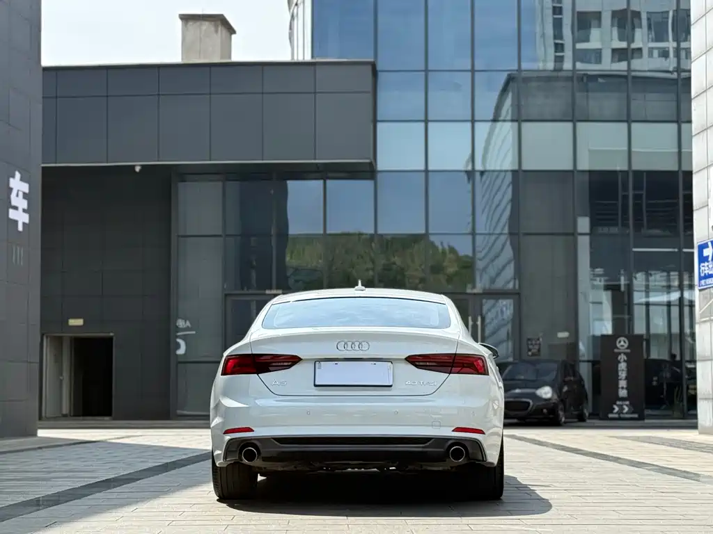 Audi A5 Import 2017 Sportback 40 TFSI Fashion Edition