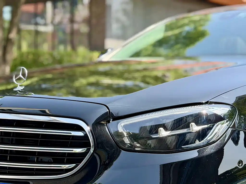 Mercedes-Benz E-Class 2022 E 300 L Fashion Edition