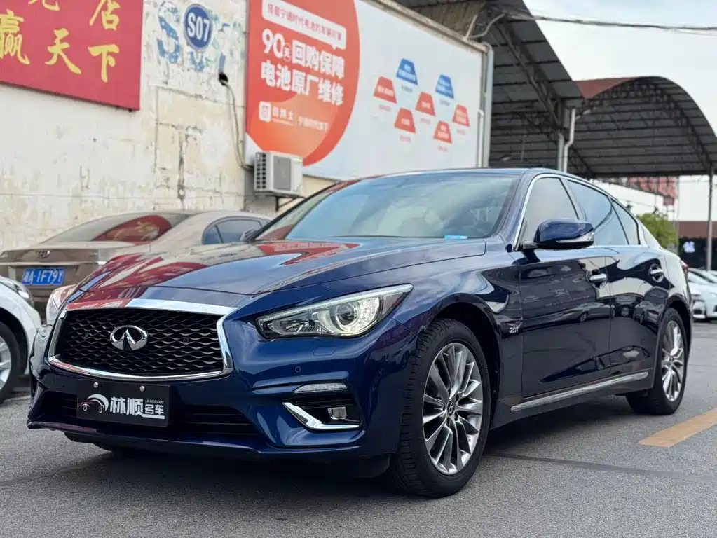 Infiniti Q50L 2018 model 2.0T Jinxiang Edition National VI
