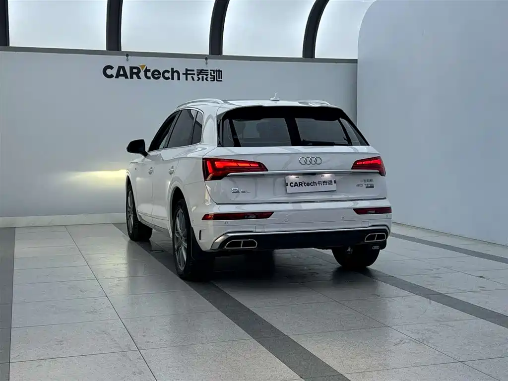 Audi Q5L 2022 40T Premium Dynamic Edition