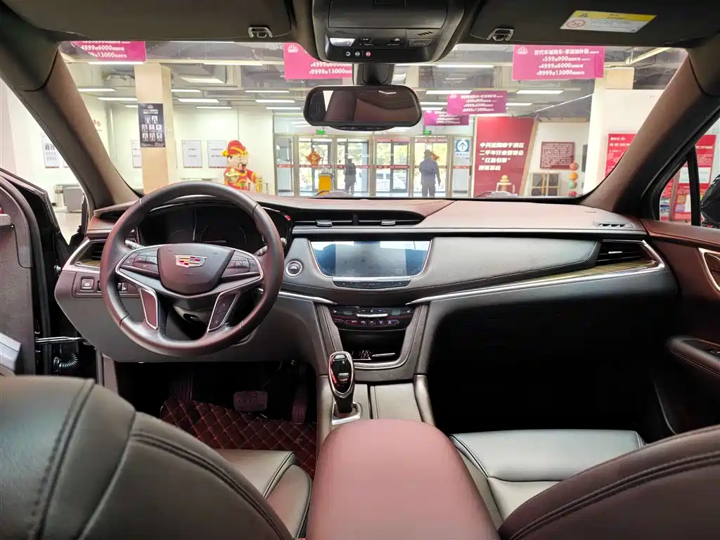 Cadillac XT5 2018 28E AWD Tech Edition