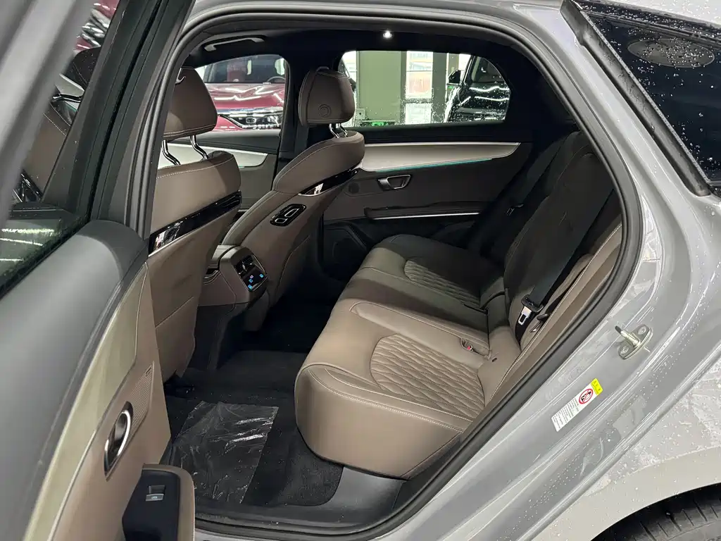 Han 2025 Model DM-i 125KM LiDAR Smart Driving Edition