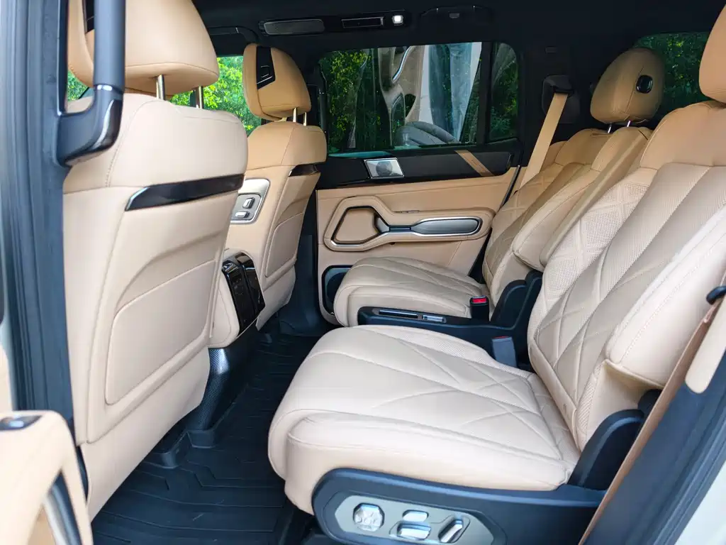 Bao 8 2025 Model Intelligent Courage Flagship Edition 6-seat