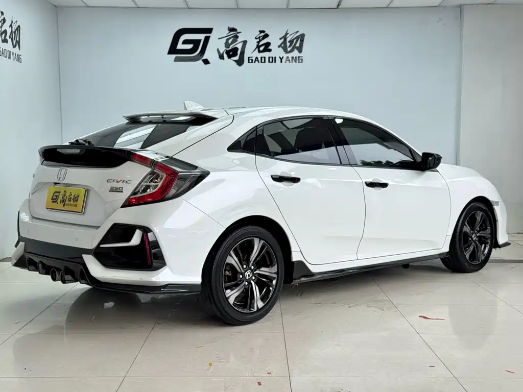 Civic 2021 Hatchback 220TURBO CVT Cool Control