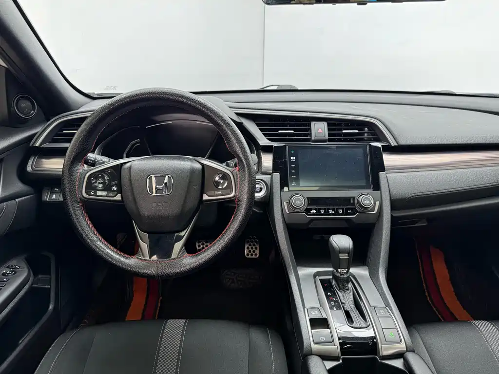Civic 2021 Hatchback 220TURBO CVT Cool Control