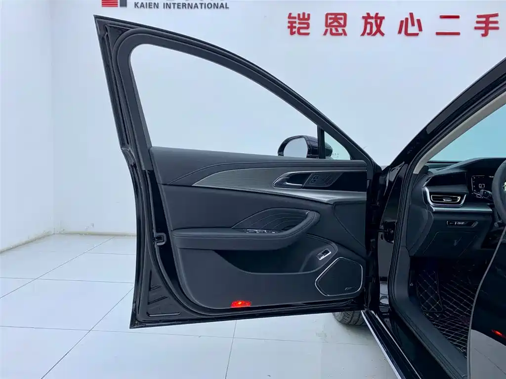 Hongqi H5 2024 Model 1.5T DCT ZhiLian QiYun Edition
