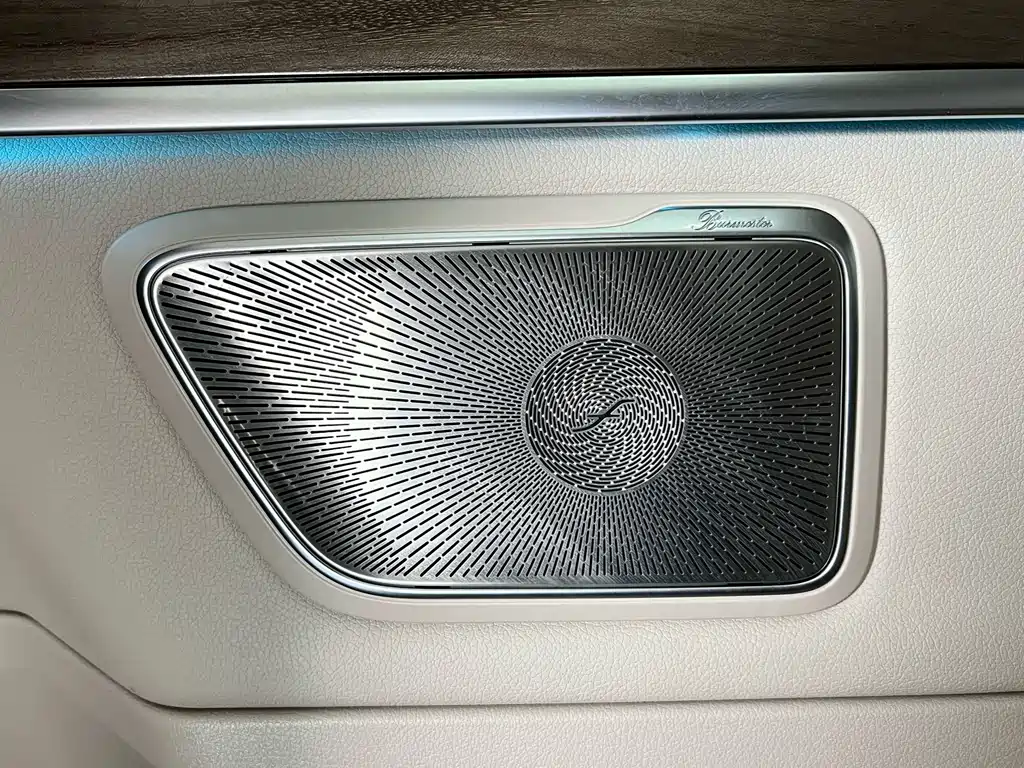 Mercedes-Benz V-Class 2022 260 L Long Wheelbase Luxury Edition