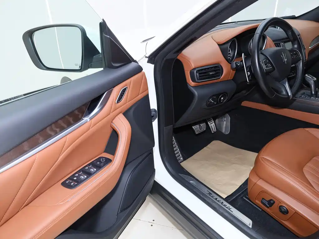 Levante 2019 3.0 T Standard Edition Euro V