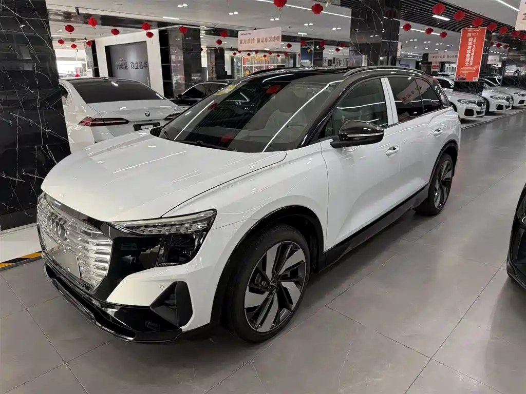 Audi Q5 e-tron 2023 40 e-tron Shine Edition Cybertruck Kit