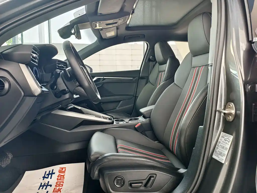 Audi A3 2023 Facelift Sportback 35 TFSI Style Sport Edition