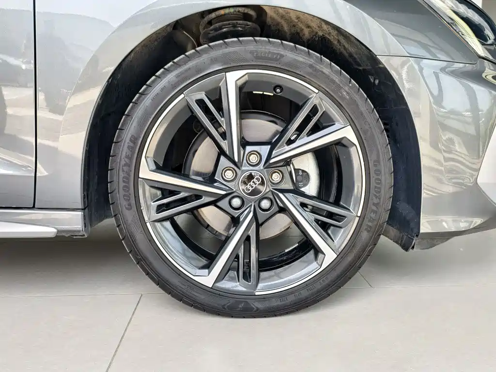 Audi A3 2023 Facelift Sportback 35 TFSI Style Sport Edition