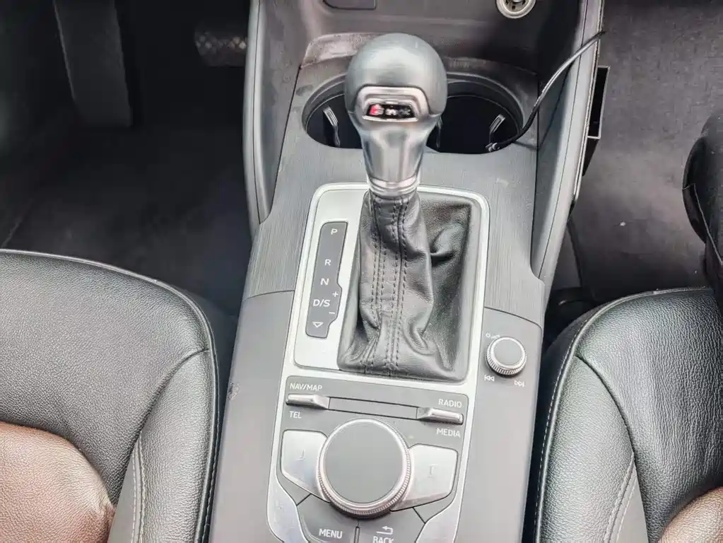 Audi A3 2019 Limousine 35 TFSI Sportline (China V)