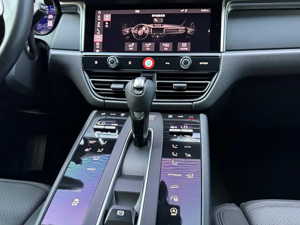 Macan 2022 2.0T