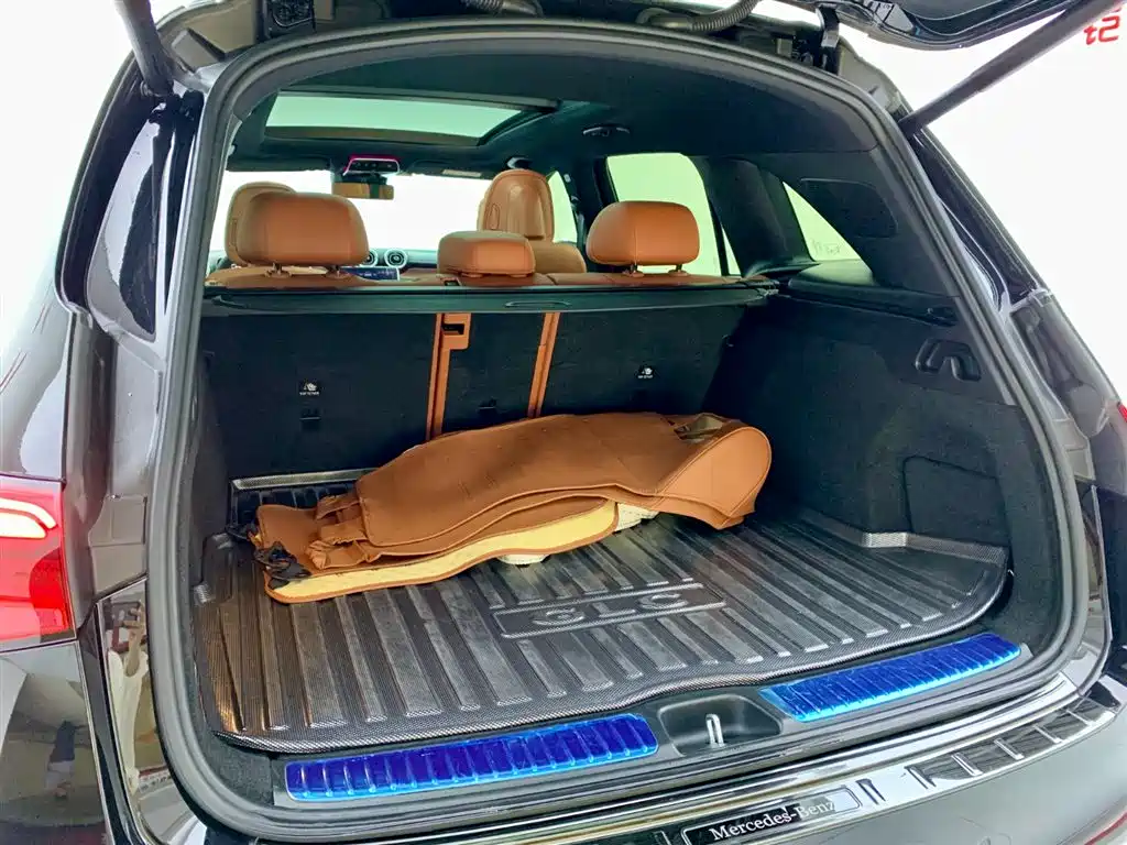 Mercedes-Benz GLC 2024 GLC 300 L 4MATIC Luxury 5-Door