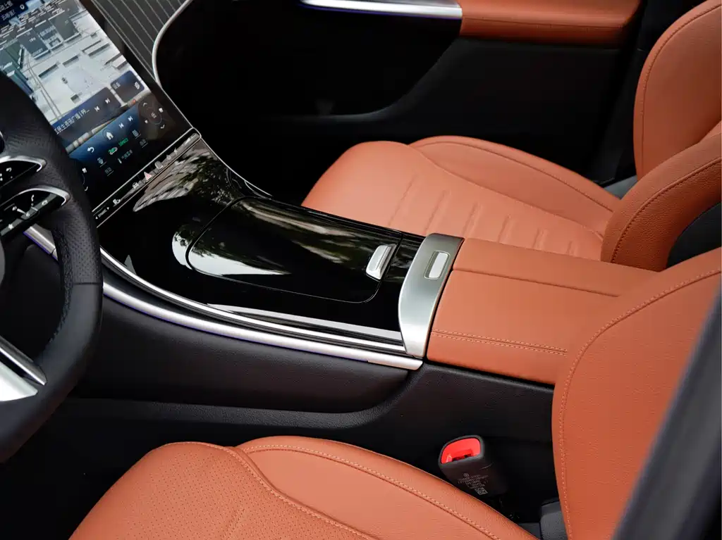 Mercedes-Benz GLC 2023 GLC 300 L 4MATIC Luxury 7-seat