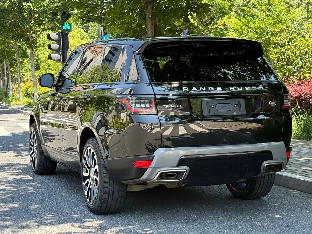 Range Rover Sport 2020 3.0 L6 SE
