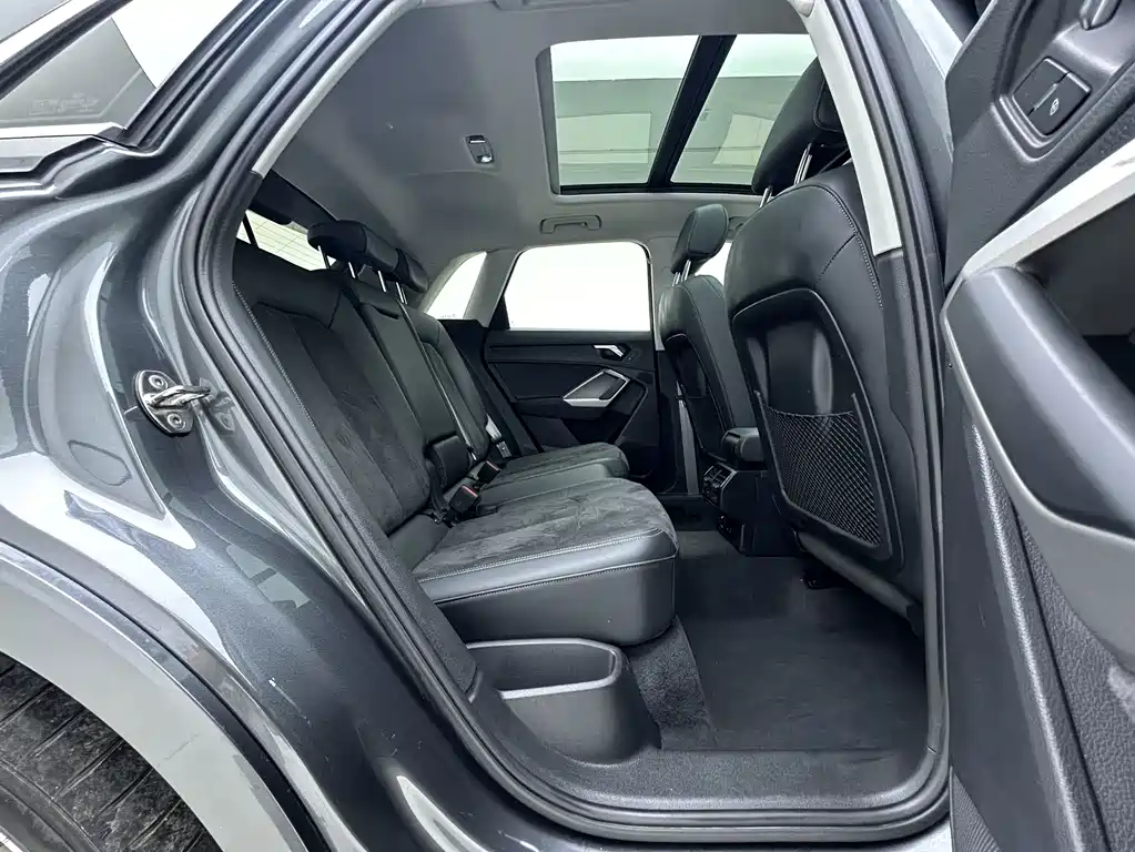Audi Q3 2022 35 TFSI Sporty Dynamic Edition