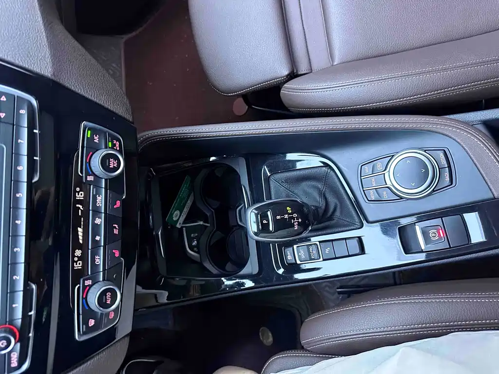 BMW X1 2022 sDrive20Li Luxury Edition