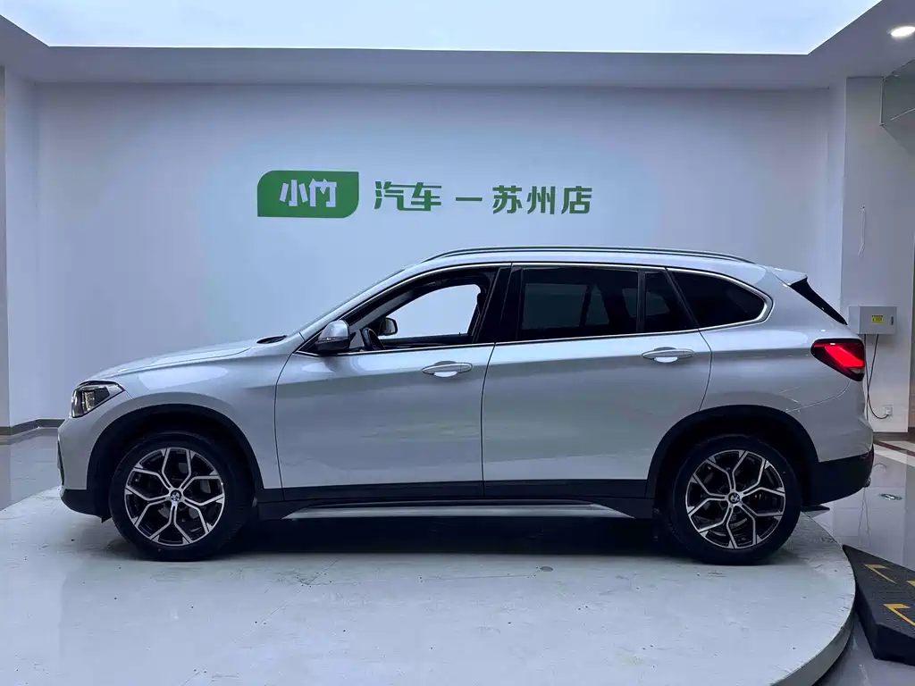 BMW X1 2022 sDrive20Li Luxury Edition