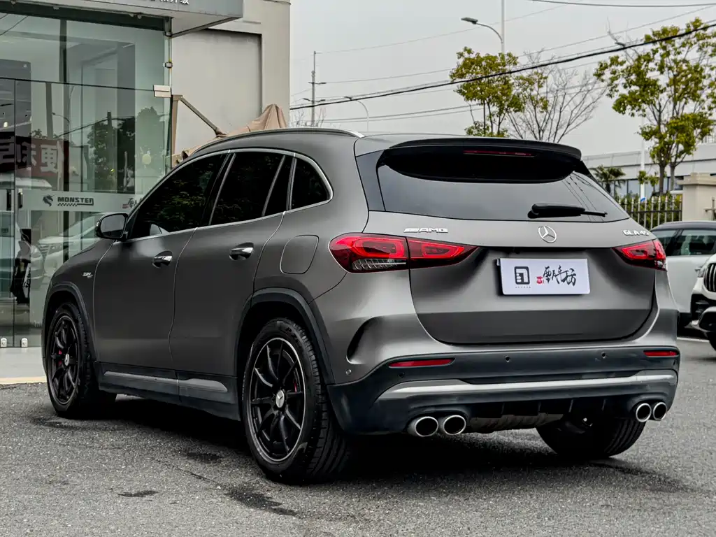 Mercedes-AMG GLA 45 4MATIC+ 2021