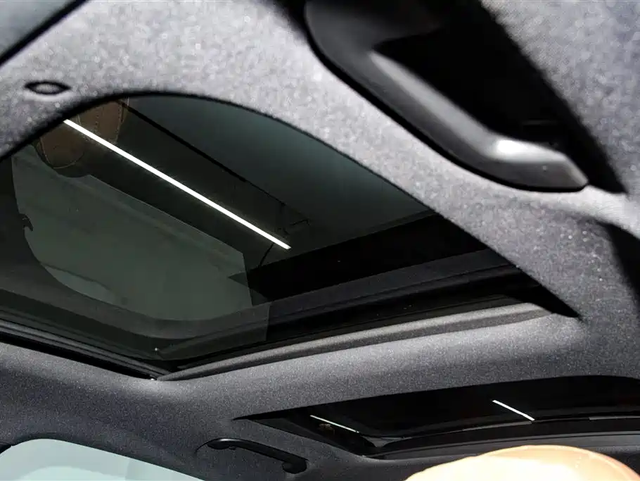 Mercedes-Benz E-Class 2024 E 300 L Fashion Edition