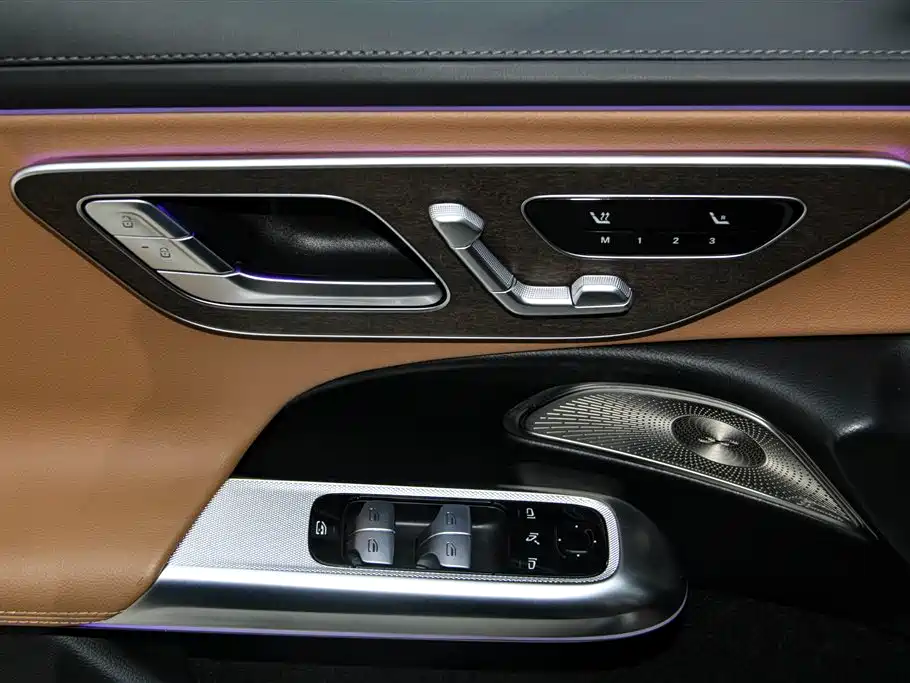 Mercedes-Benz E-Class 2024 E 300 L Fashion Edition