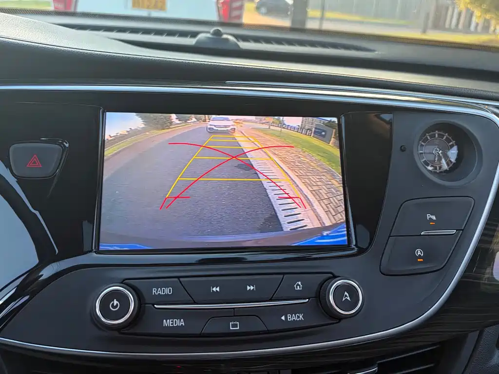 Enclave Plus 2020 20T 2WD Leading Edition