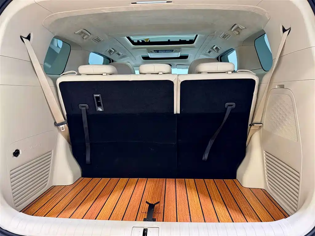Dreams Explorer 2024款 PHEV Extra-long Range Flagship Edition