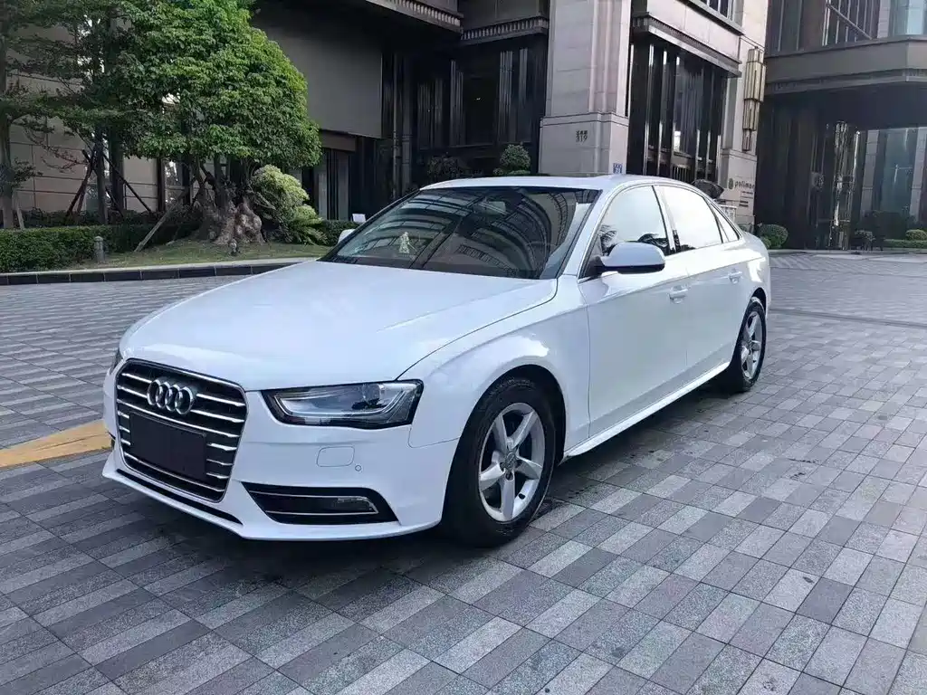 Audi A4L 2013 model 35 TFSI automatic standard edition