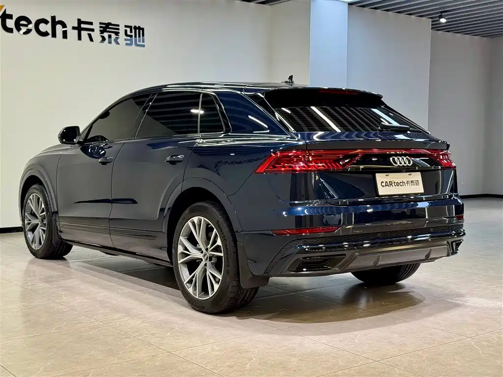 Audi Q8 2023 55 TFSI Luxury Dynamic Edition