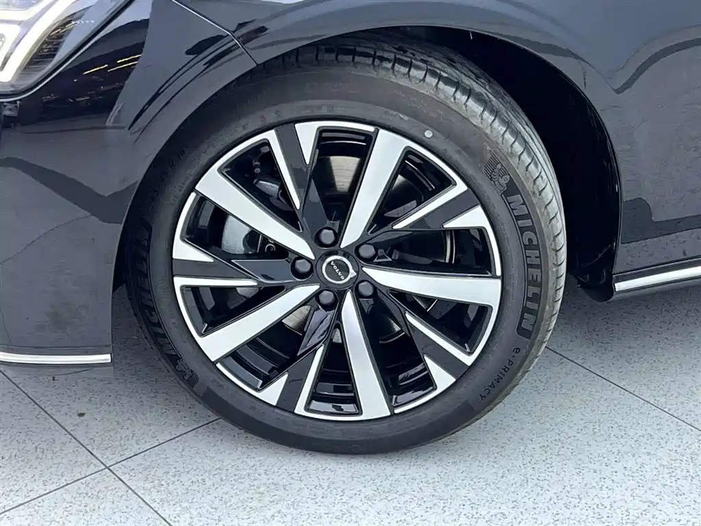 Volvo S90 2026 B5 Intelligent Comfort Luxury Edition