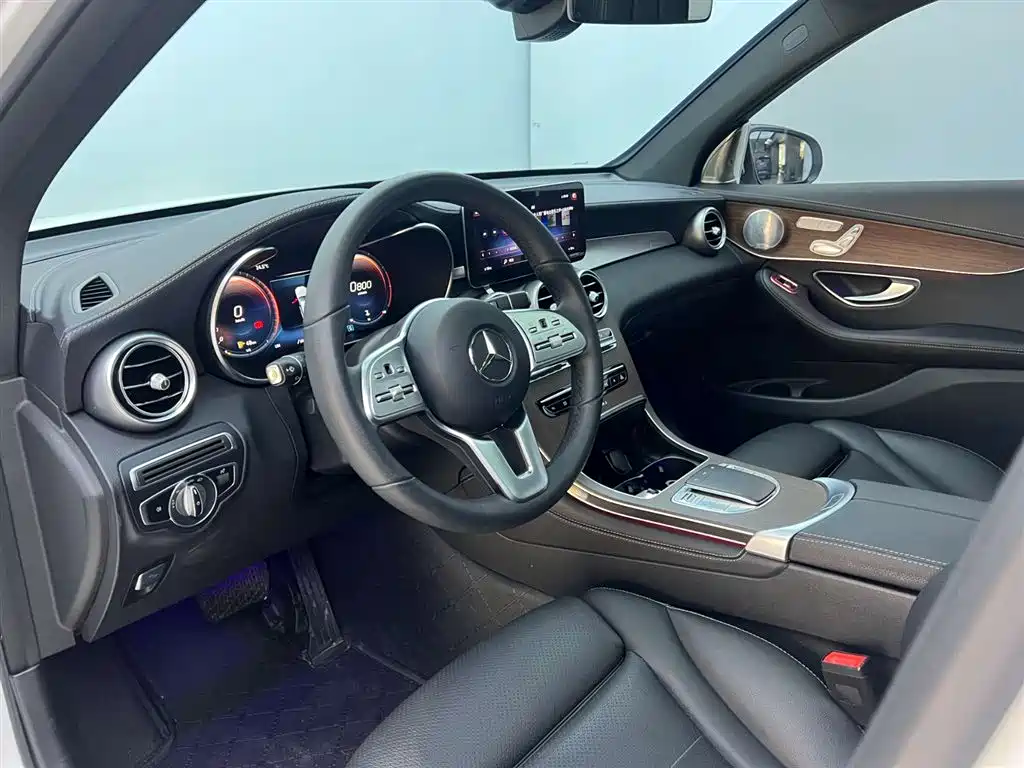Mercedes GLC 300 L 4MATIC Sport Line 2020款