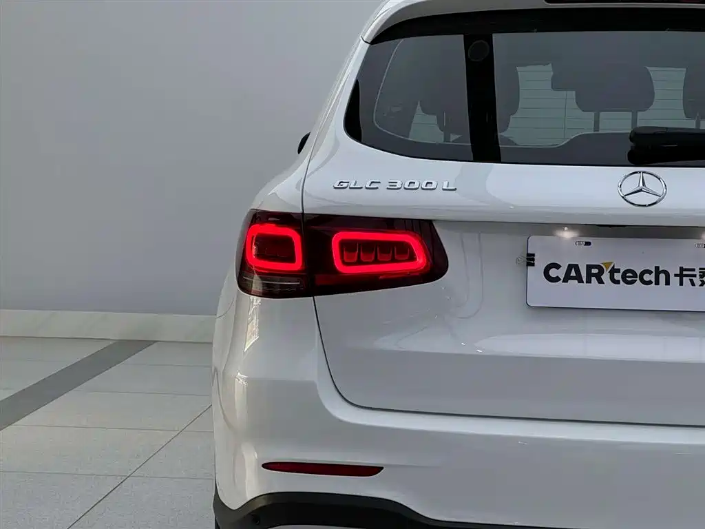 Mercedes GLC 300 L 4MATIC Sport Line 2020款