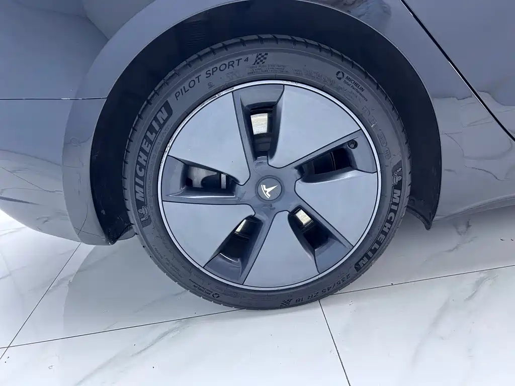 Model 3 Standard Range Rear-Wheel Drive Upgrade 2021