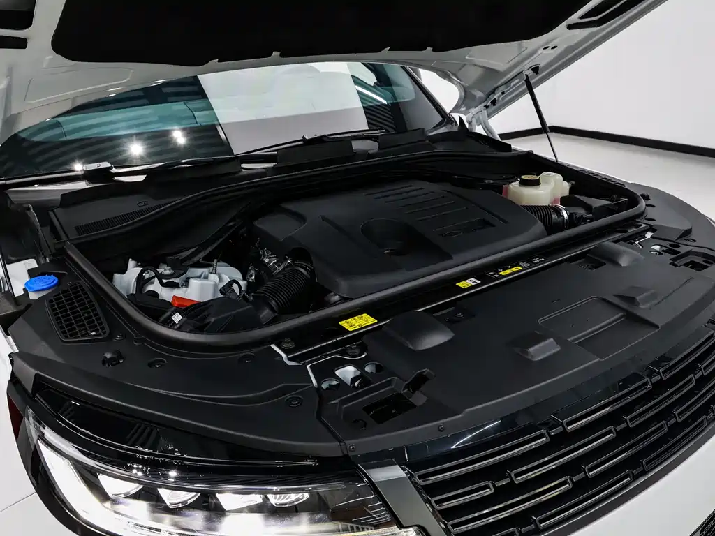 Range Rover Sport 2025款 400PS Dynamic SE