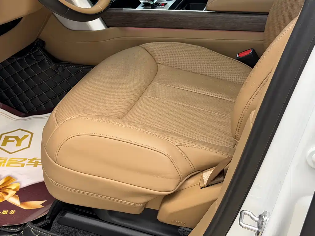 Range Rover 2023 3.0 L6 400PS Creation Extended Edition