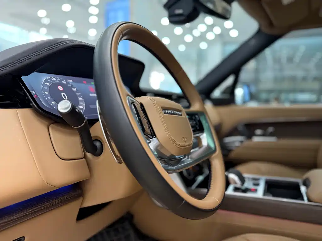 Range Rover 2023 3.0 L6 400PS Creation Extended Edition