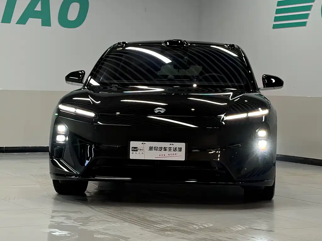 NIO ET5T 2026 Model Touring