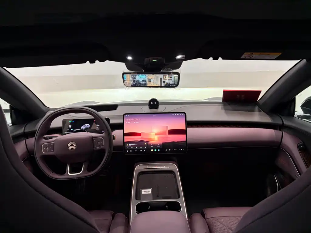 NIO ET5T 2026 Model Touring