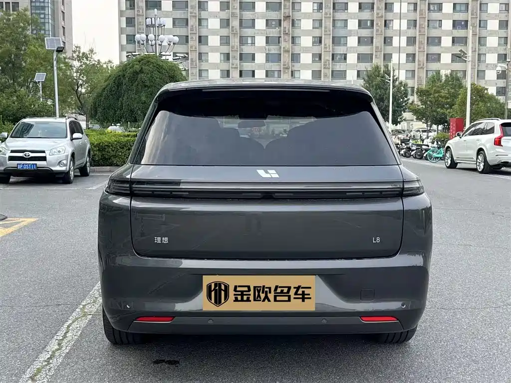 L8 2023 Pro