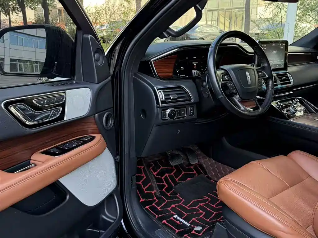 Navigator 2020 3.5T Prestige Edition