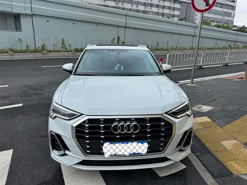 Audi Q3 2022 35 TFSI Sporty Dynamic Edition